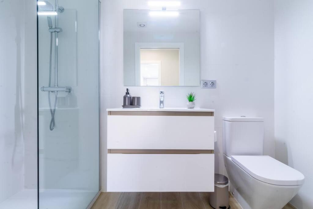 Moderno, Castro, Corazon De Vigo Apartment Bagian luar foto
