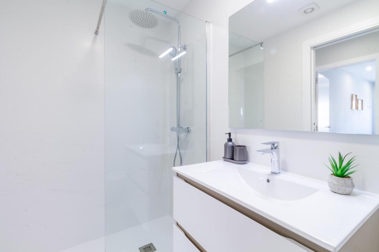 Moderno, Castro, Corazon De Vigo Apartment Bagian luar foto